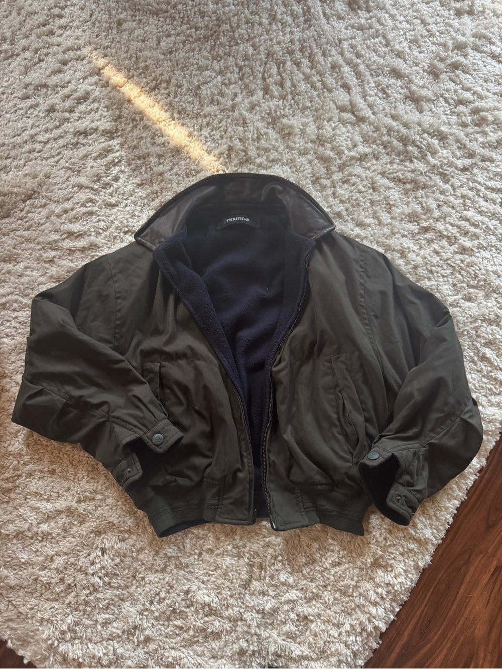 Nautica Olive Green Men's Puffer Jacket with Navy Lining • M